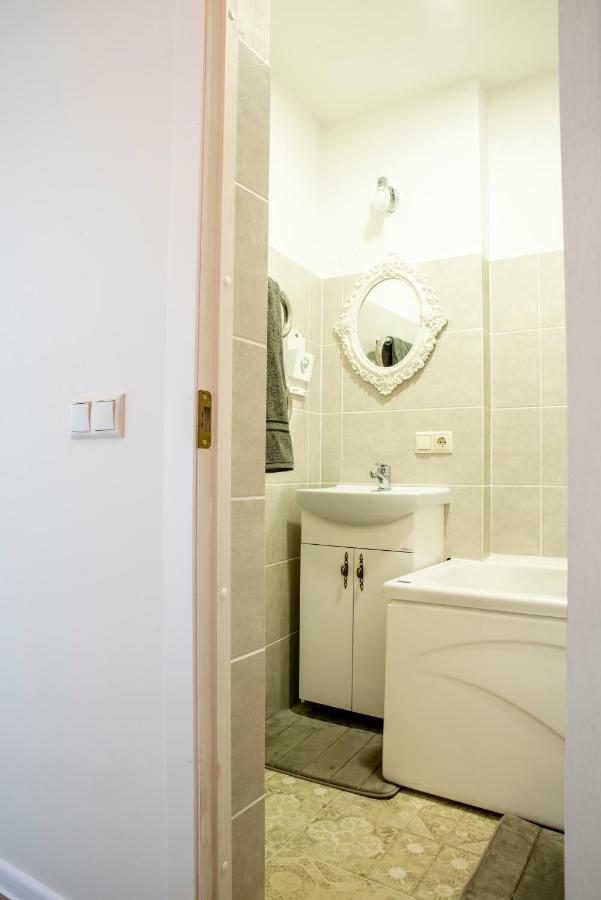 Downtown Apartment Liepāja Kültér fotó